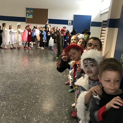 Bild vergr&ouml;&szlig;ern: Karneval_20_Polonaise