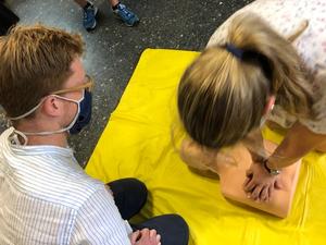 Bild vergr&ouml;&szlig;ern: Erste_Hilfekurs_5