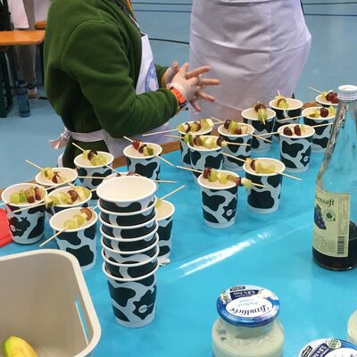 Bild vergr&ouml;&szlig;ern: Kinder_kochen_28
