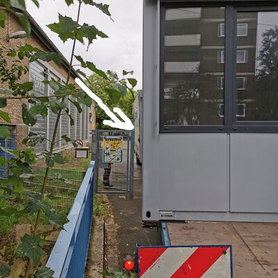 Bild vergr&ouml;&szlig;ern: Maßarbeit Haupttor