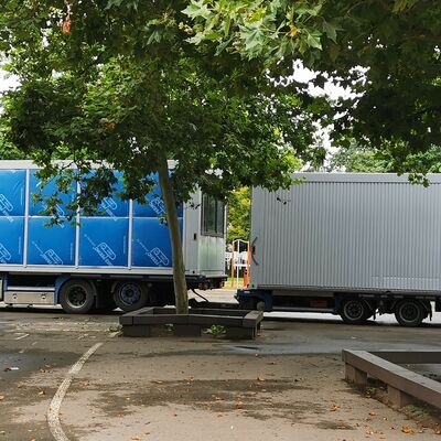 Bild vergr&ouml;&szlig;ern: LKW 2
