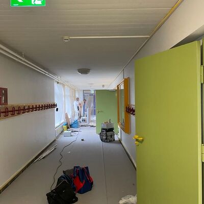 Bild vergr&ouml;&szlig;ern: Flur Südtrakt 1