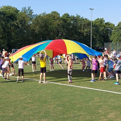 Sportfest Schwungtuch