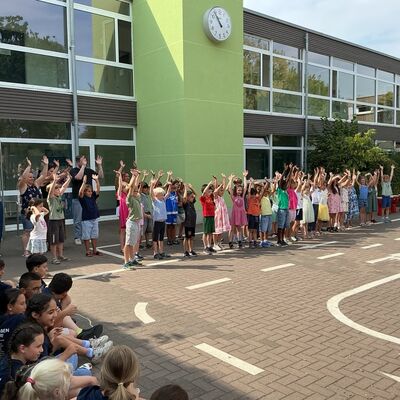 Bild vergr&ouml;&szlig;ern: Programm Klasse 1