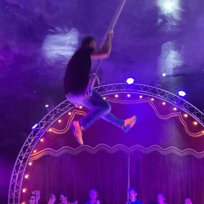 Bild vergr&ouml;&szlig;ern: Zirkus stellt sich vor Fotos: Dengel