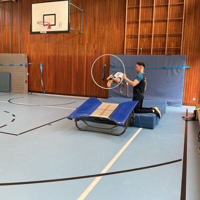 Bild vergr&ouml;&szlig;ern: Übende Kinder und Bunter Abend Fotos: Dengel